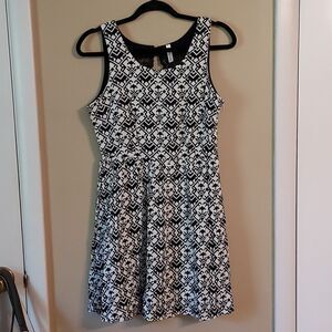 Daisies Lace Fit and Flare Dress Medium Junior